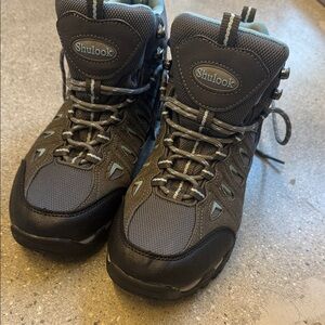 Shulook Gray and Black Hiking Boots